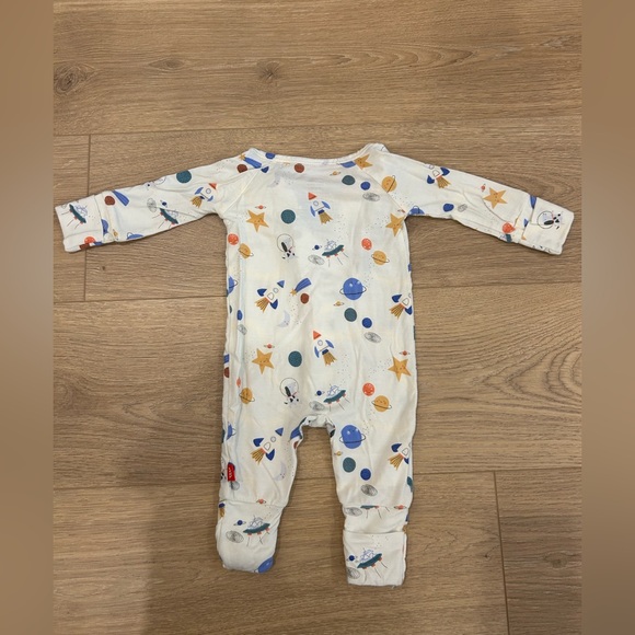 Magnetic Me Modal Sleeper- Space Pattern - Picture 4 of 5